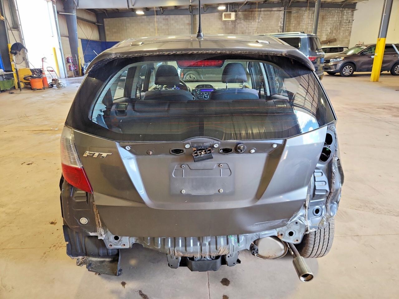 2012 Honda Fit Sport - Фото 6