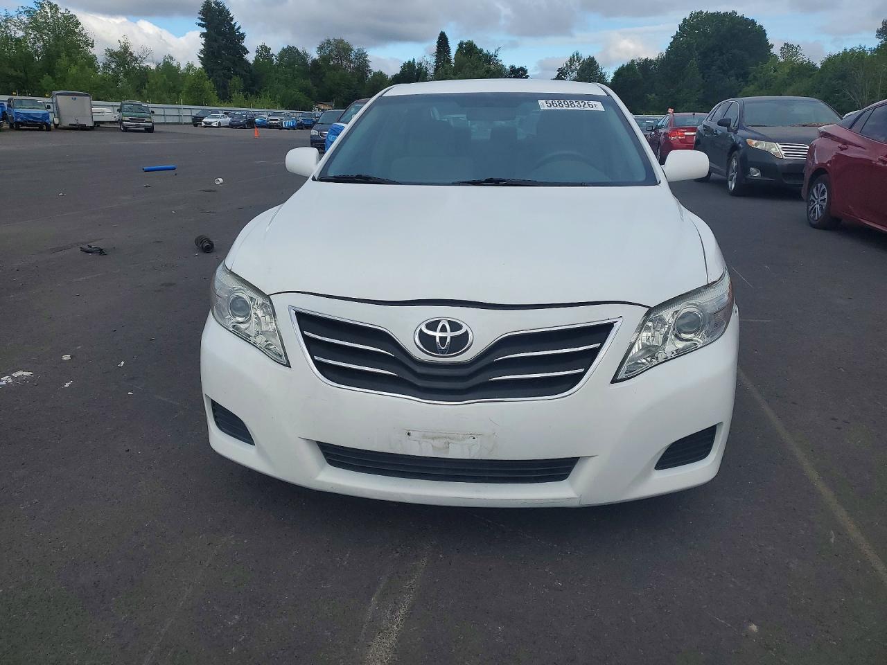 2011 Toyota Camry Le - Image 5