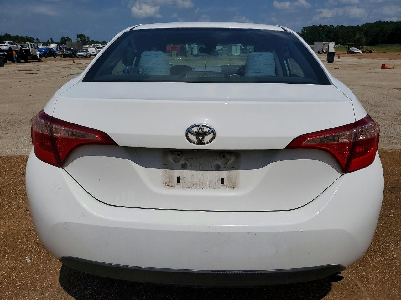 2018 Toyota Corolla Le - Фото 6