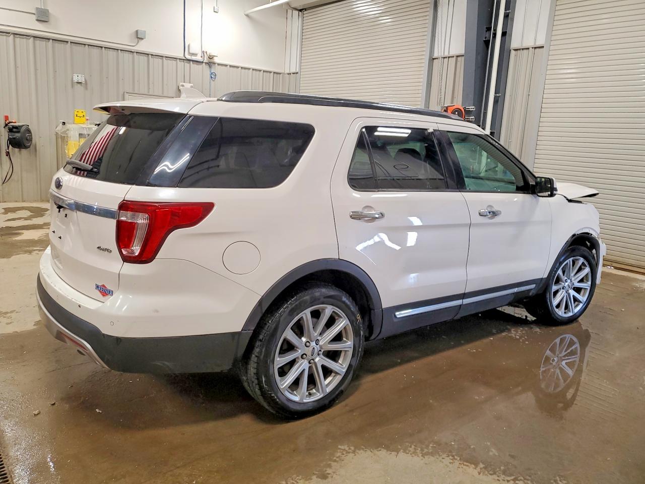 2017 Ford Explorer Limited - Фото 3