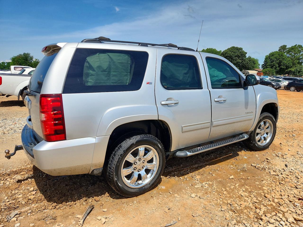 2013 Chevrolet Tahoe K1500 Lt - Image 3