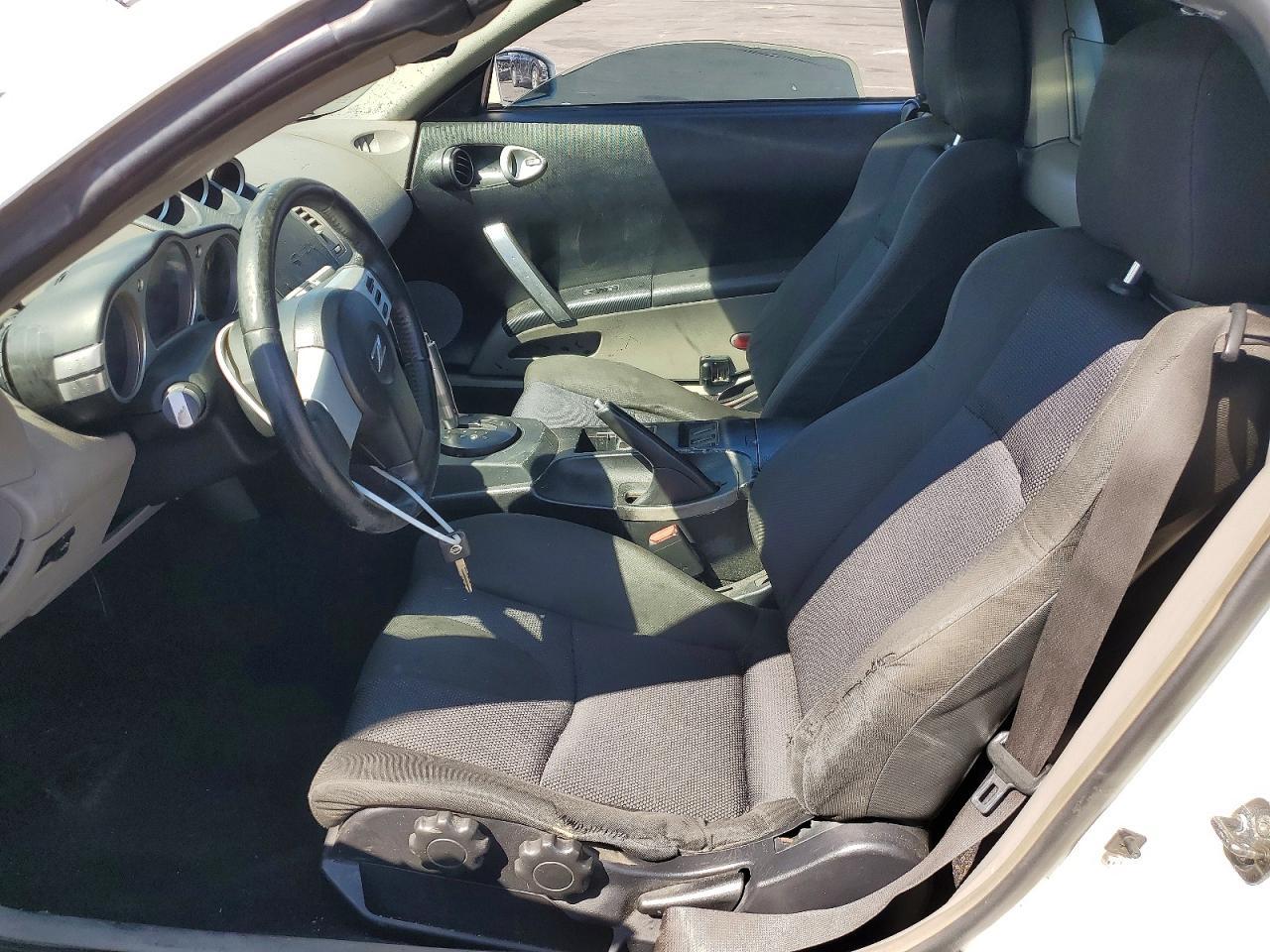 2004 Nissan 350Z Roadster - Image 7
