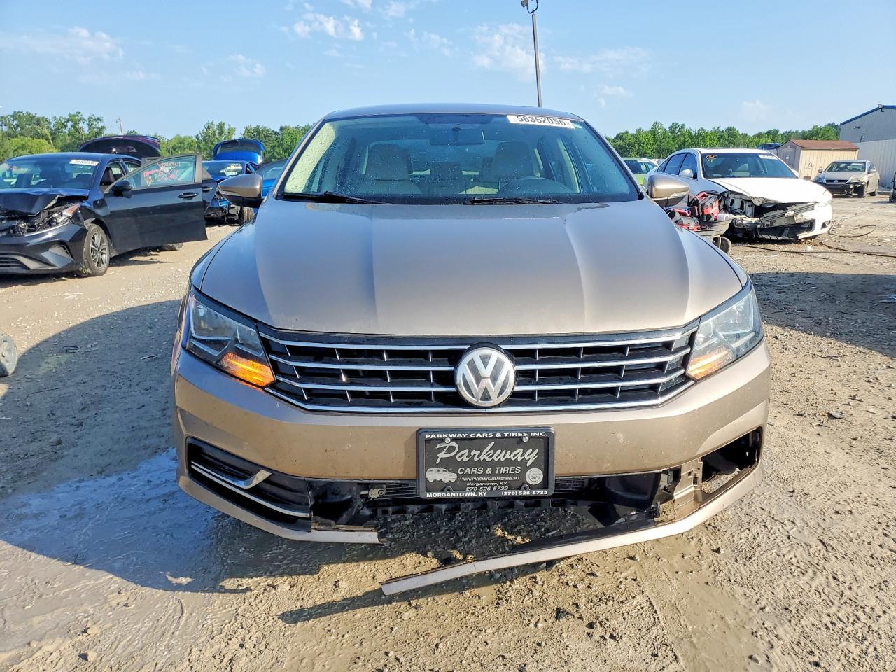 2017 Volkswagen Passat S - Image 5