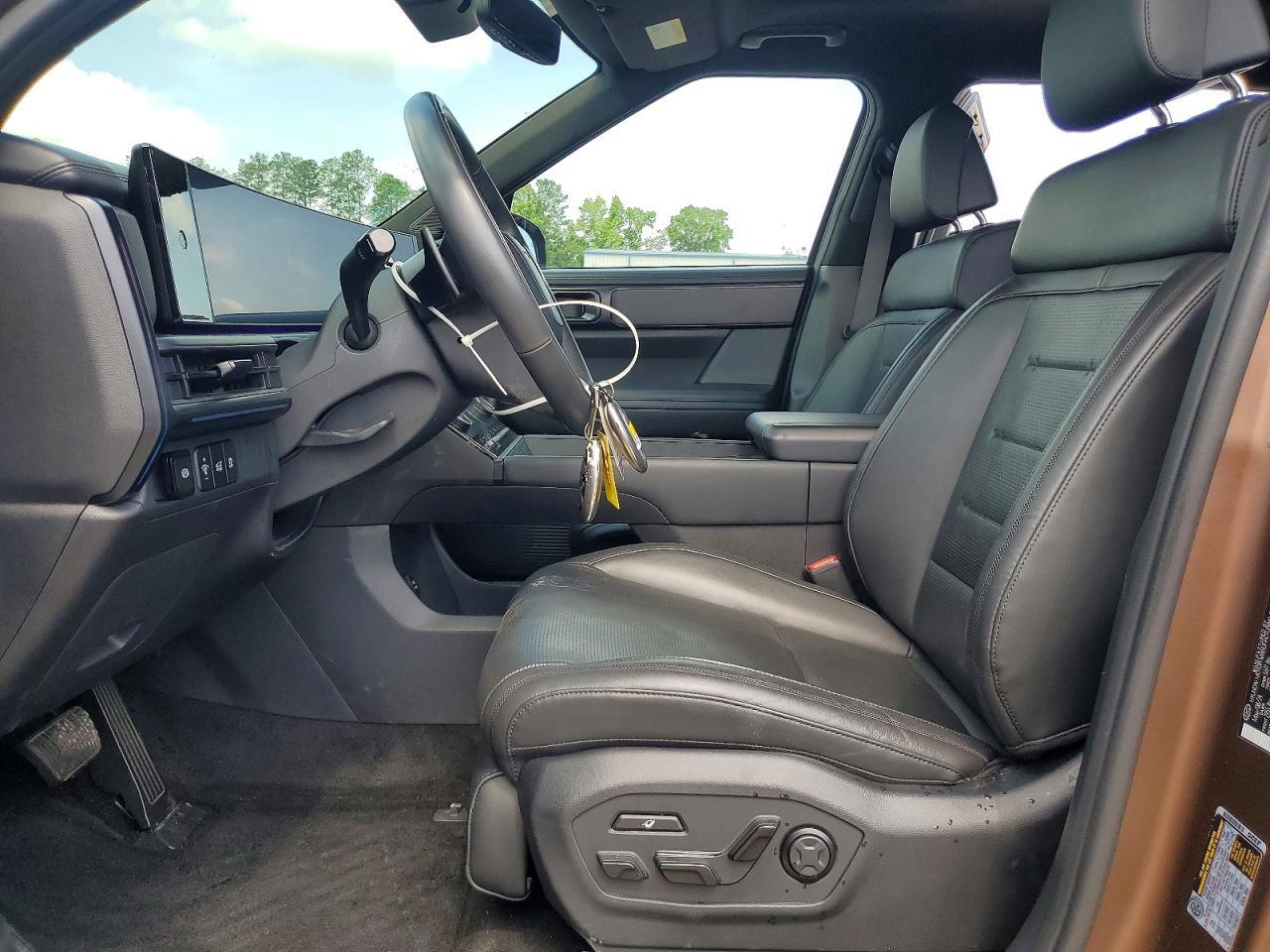 2024 Hyundai Santa Fe - Image 7
