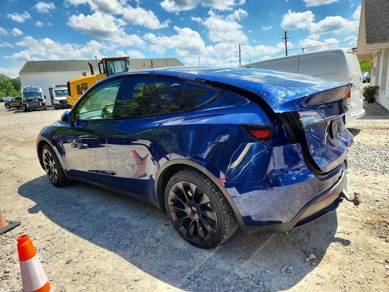 2022 Tesla Model Y - Фото 2
