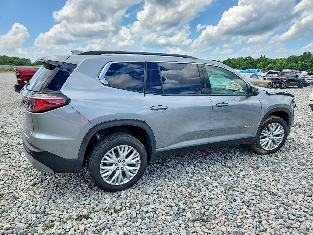 2026 GMC Acadia Elevation - Фото 3
