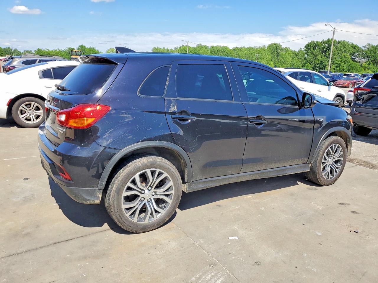 2018 Mitsubishi Outlander Sport Es - Фото 3