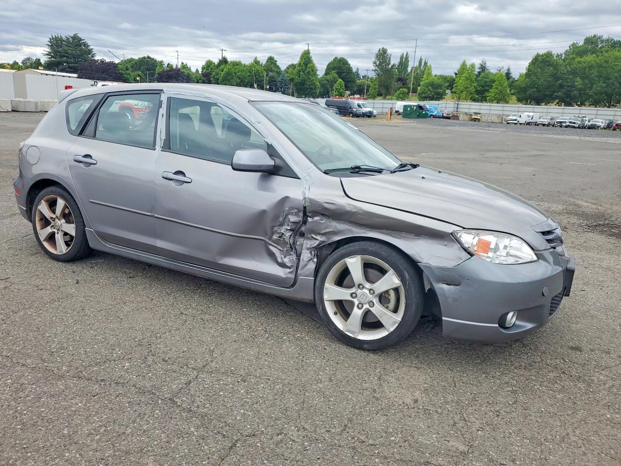 2006 Mazda 3 Hatchback - Image 4