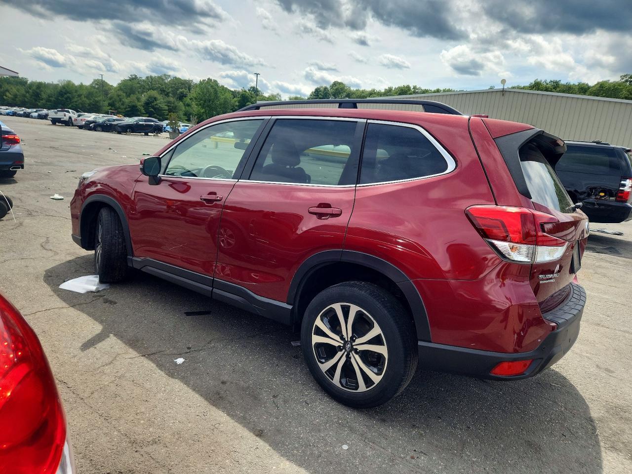 2021 Subaru Forester Limited - Фото 2