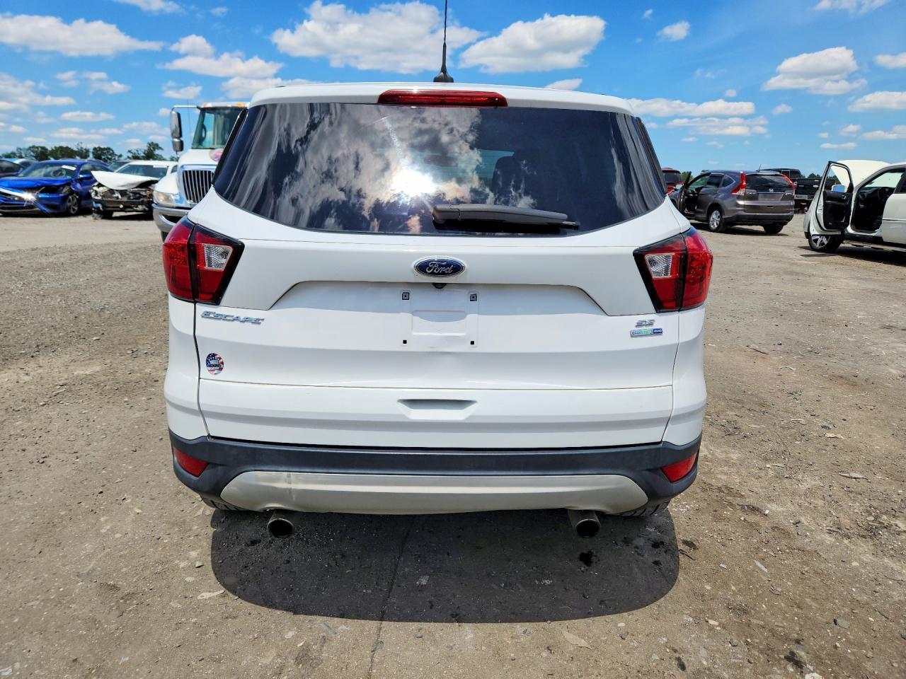2019 Ford Escape Se - Фото 6