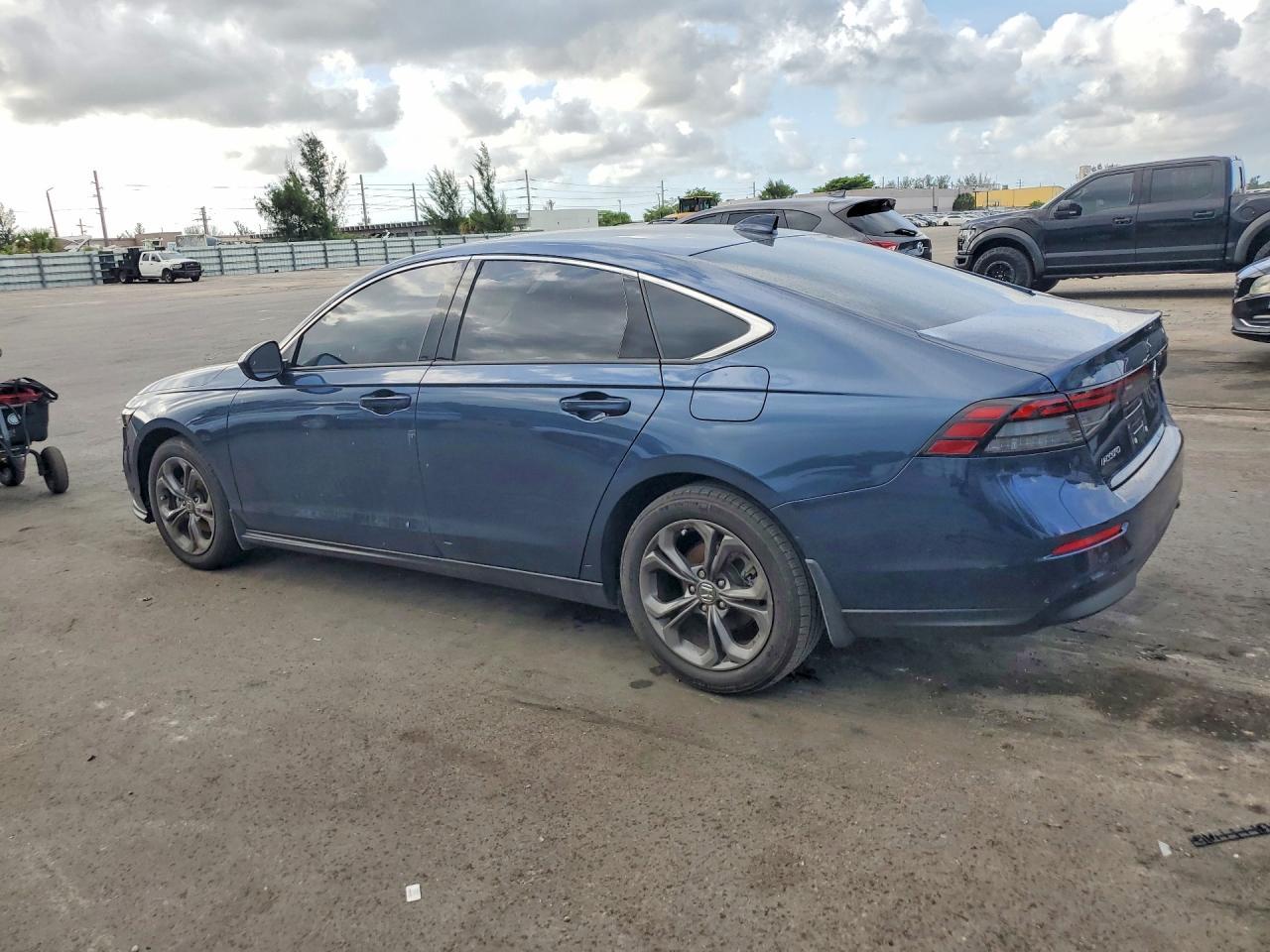 2024 Honda Accord Ex - Фото 2