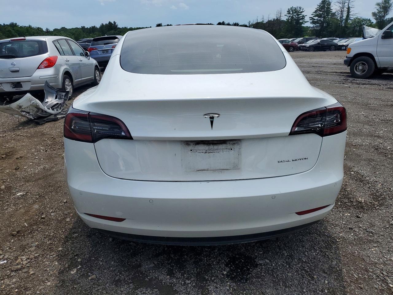 2021 Tesla Model 3 - Фото 6