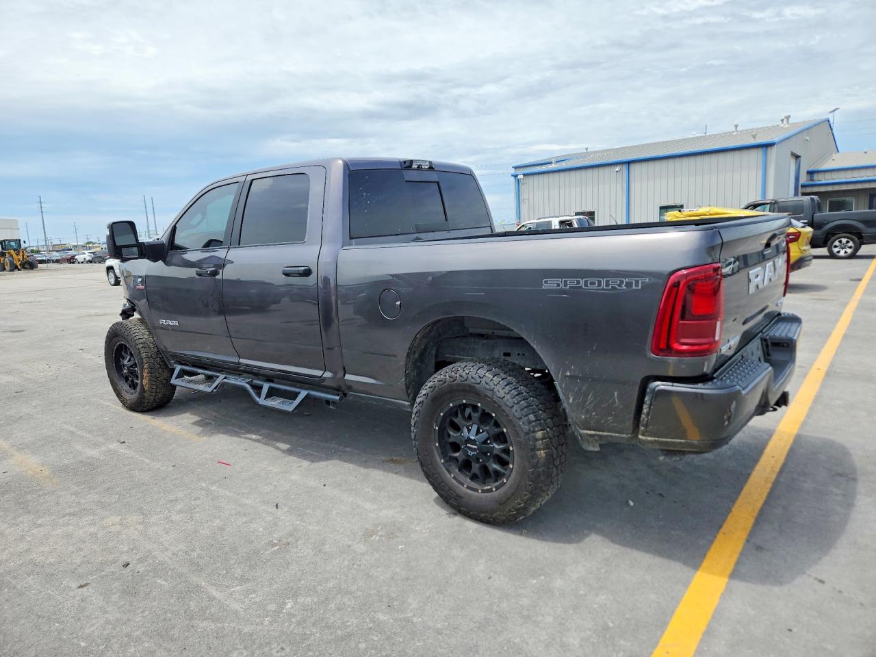 2025 Ram 2500 Big Horn - Фото 2