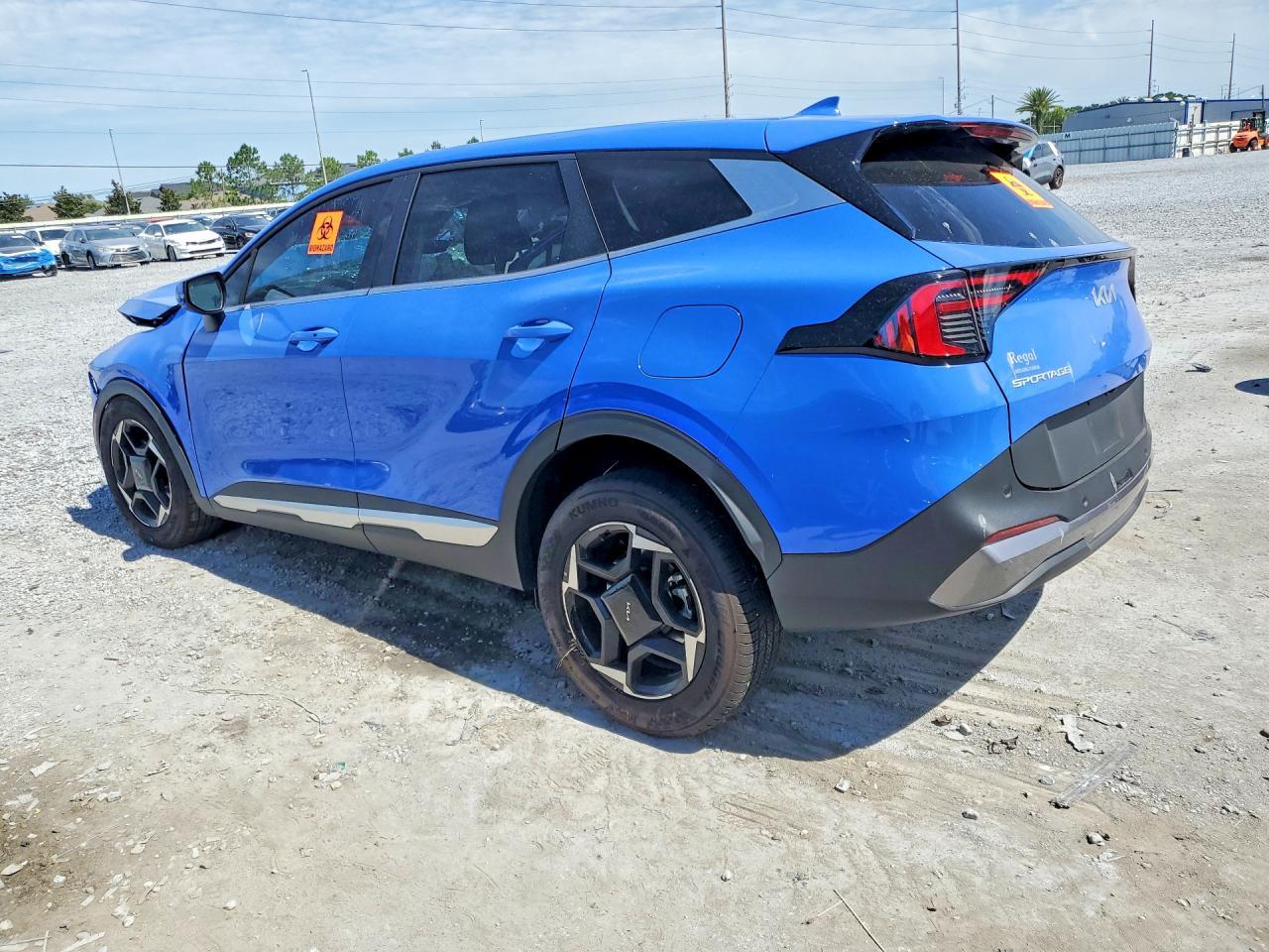 2026 Kia Sportage Ex - Image 2