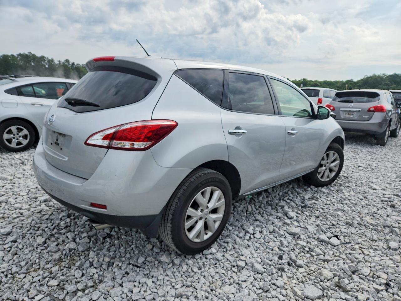 2013 Nissan Murano S - Фото 3