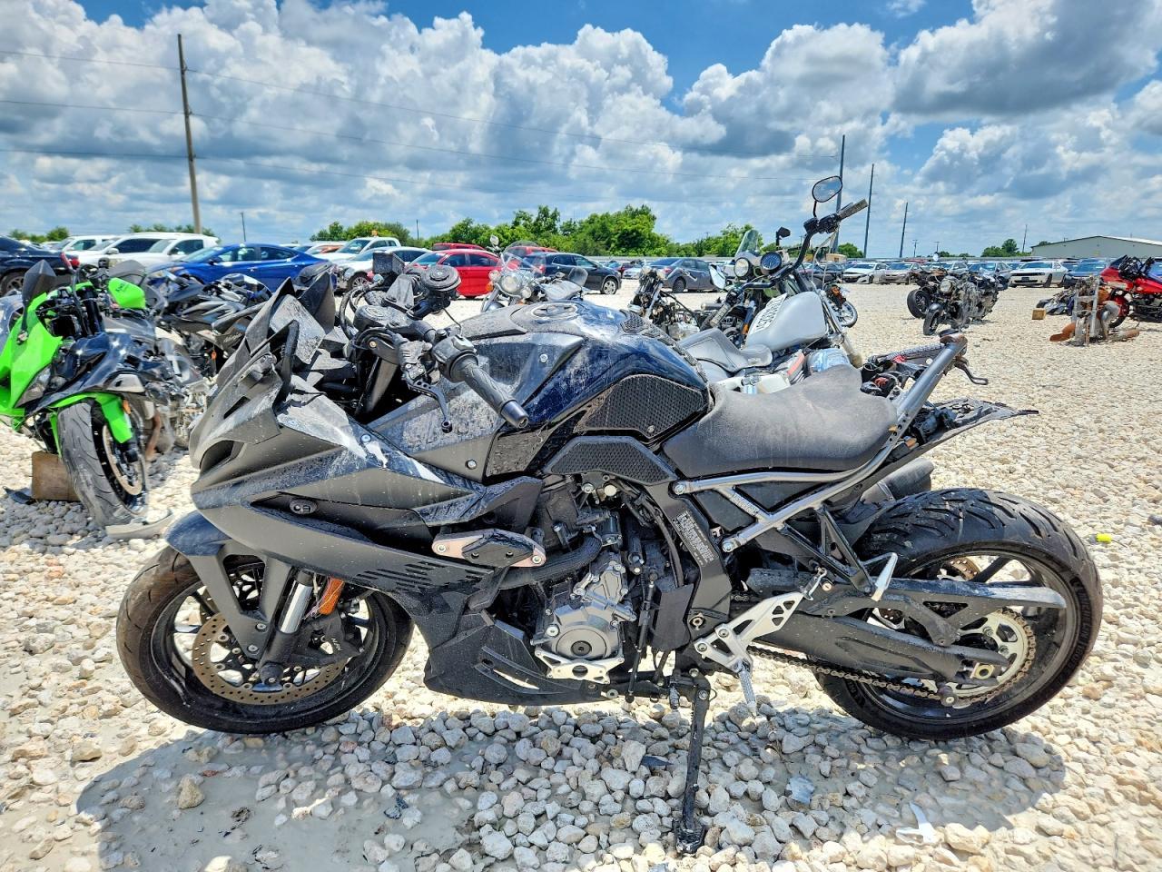 2025 Suzuki Gsx800 F - Image 3