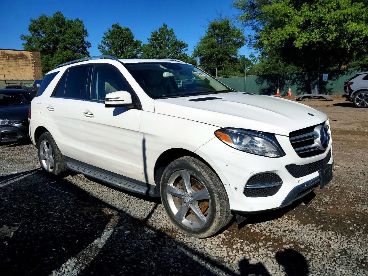 2016 Mercedes-Benz Gle 350 4Matic - Image 4
