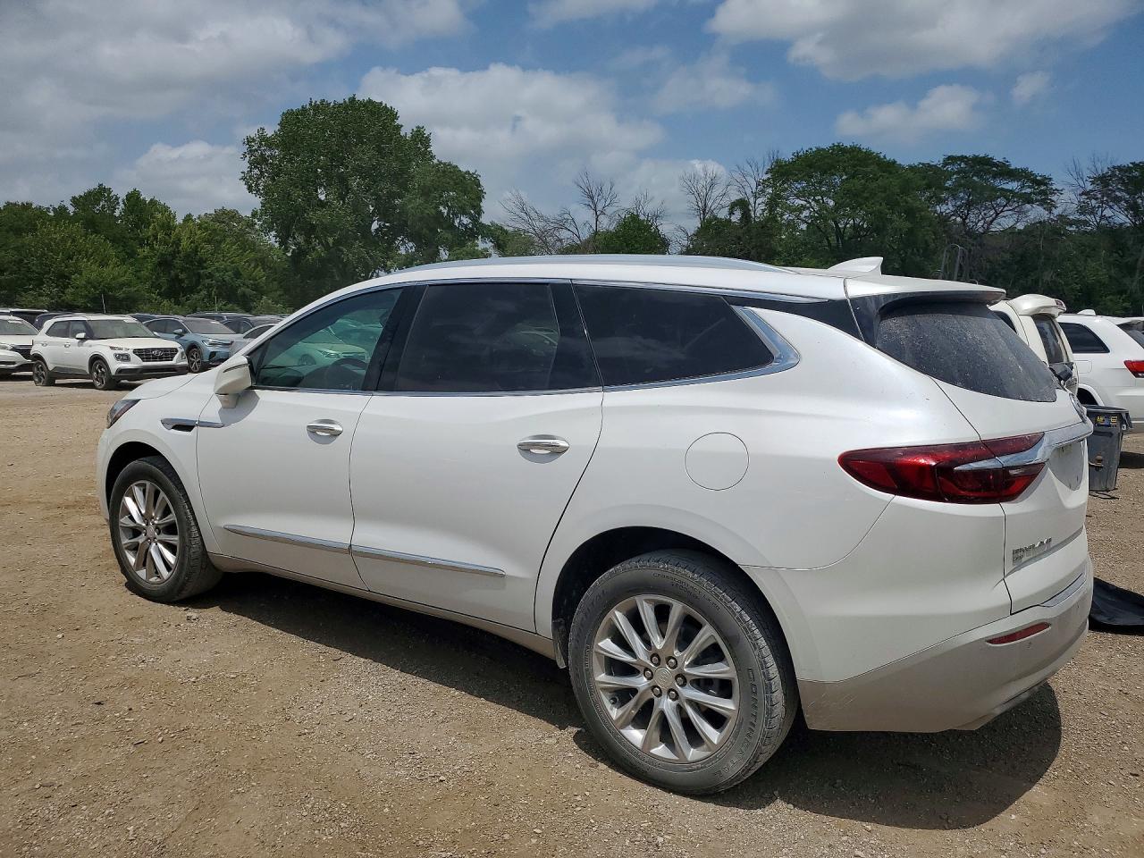2021 Buick Enclave Premium - Фото 2