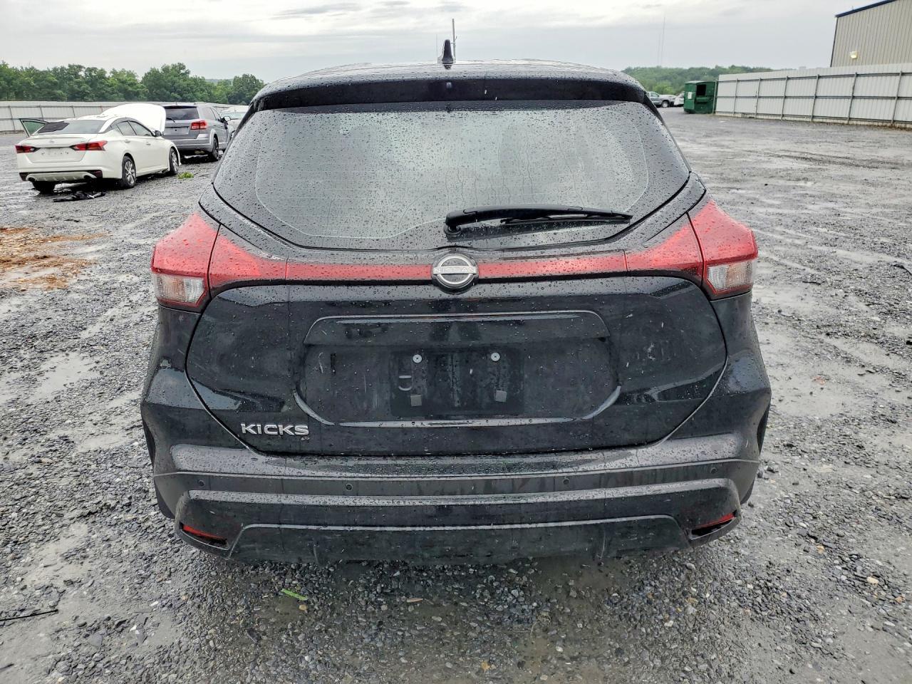 2024 Nissan Kicks S - Image 6
