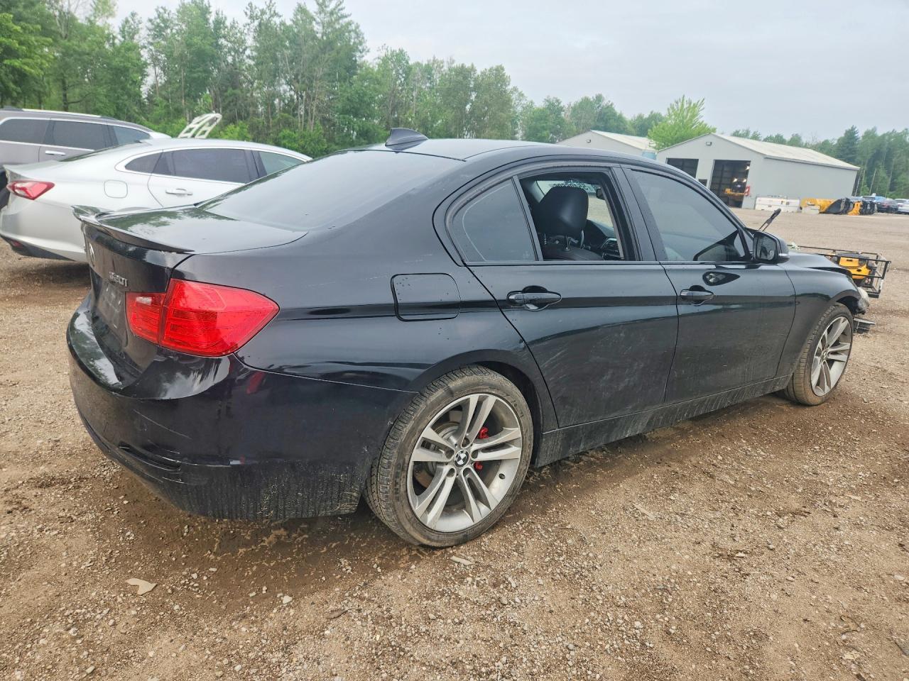 2014 BMW 320 I xDrive - Фото 3