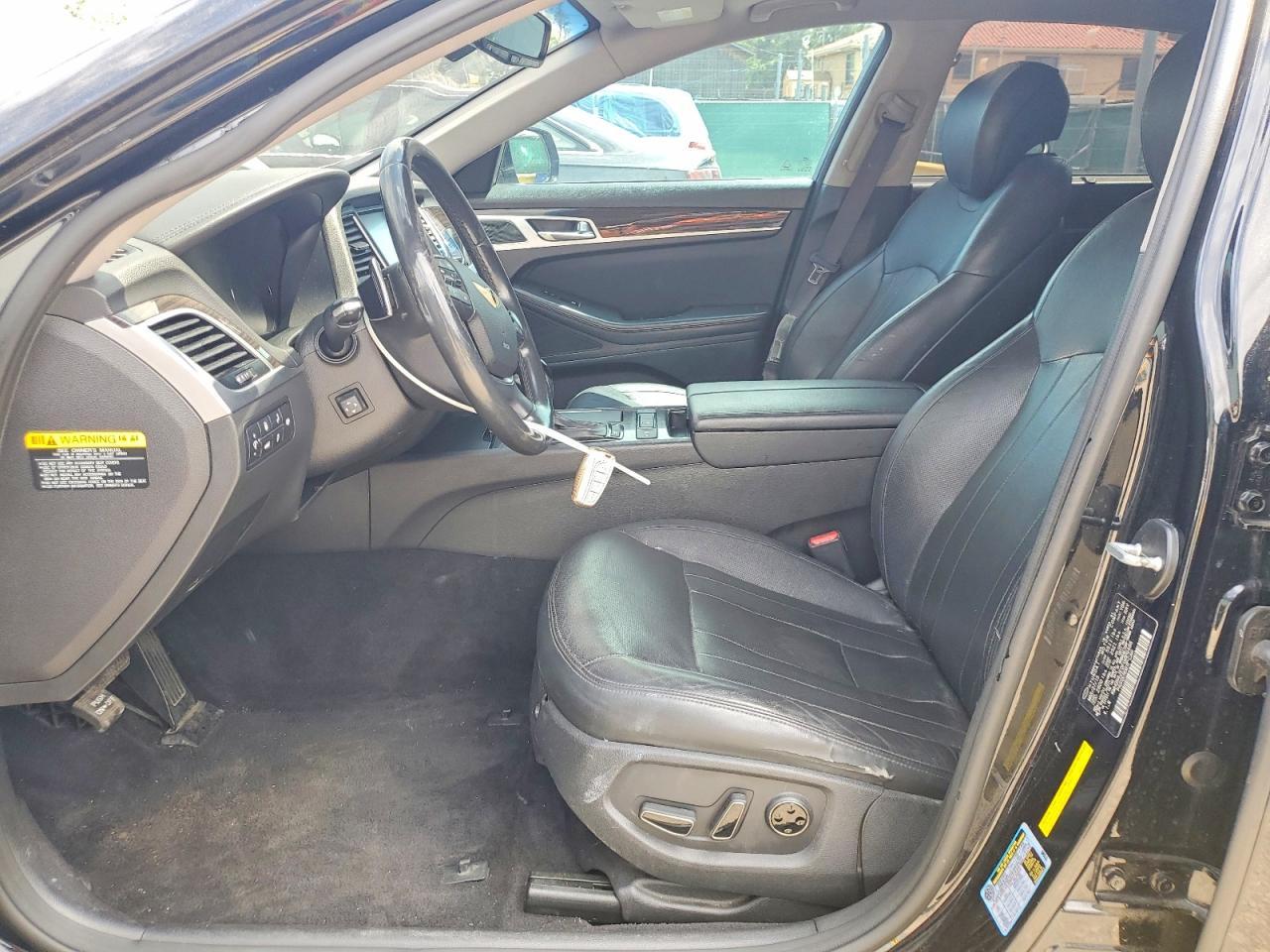 2015 Hyundai Genesis 3.8L - Фото 7