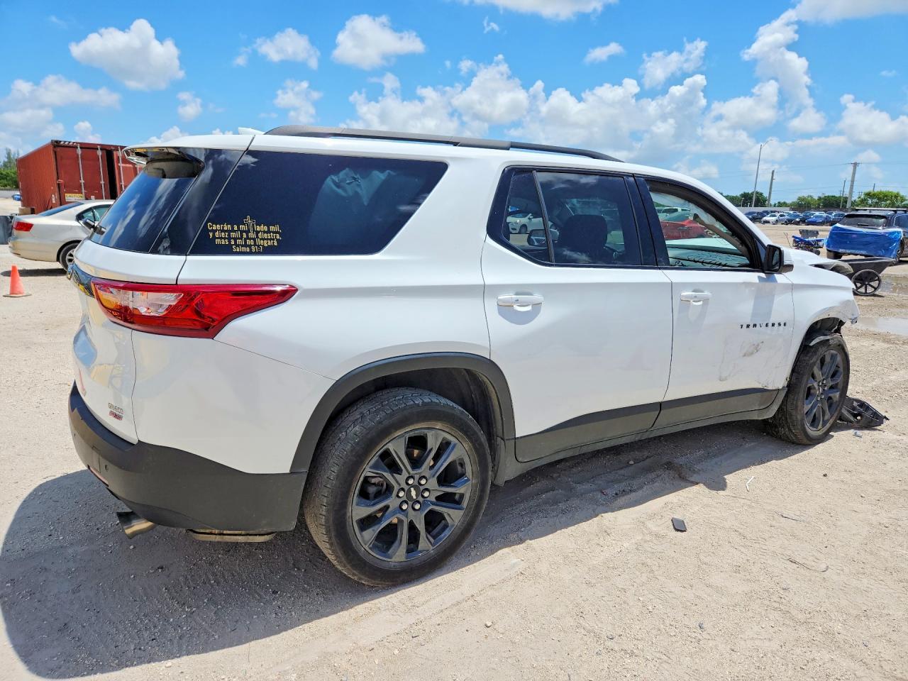 2021 Chevrolet Traverse Rs - Фото 3