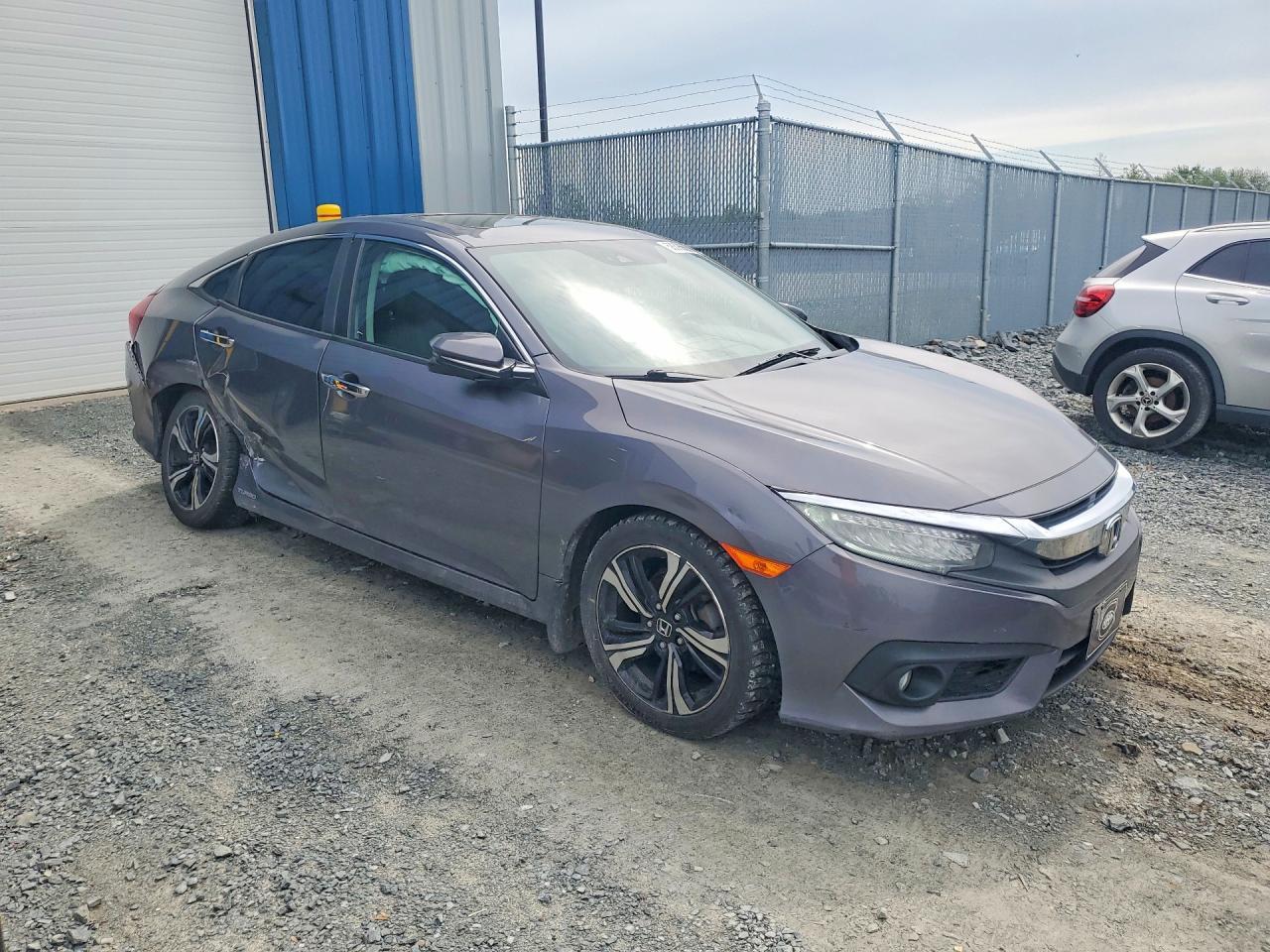 2016 Honda Civic Touring - Фото 4
