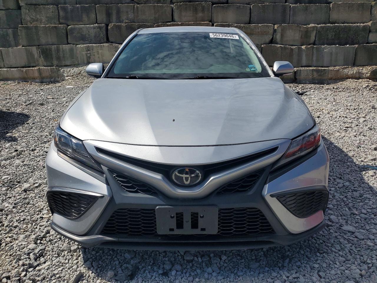 2023 Toyota Camry Se - Фото 5
