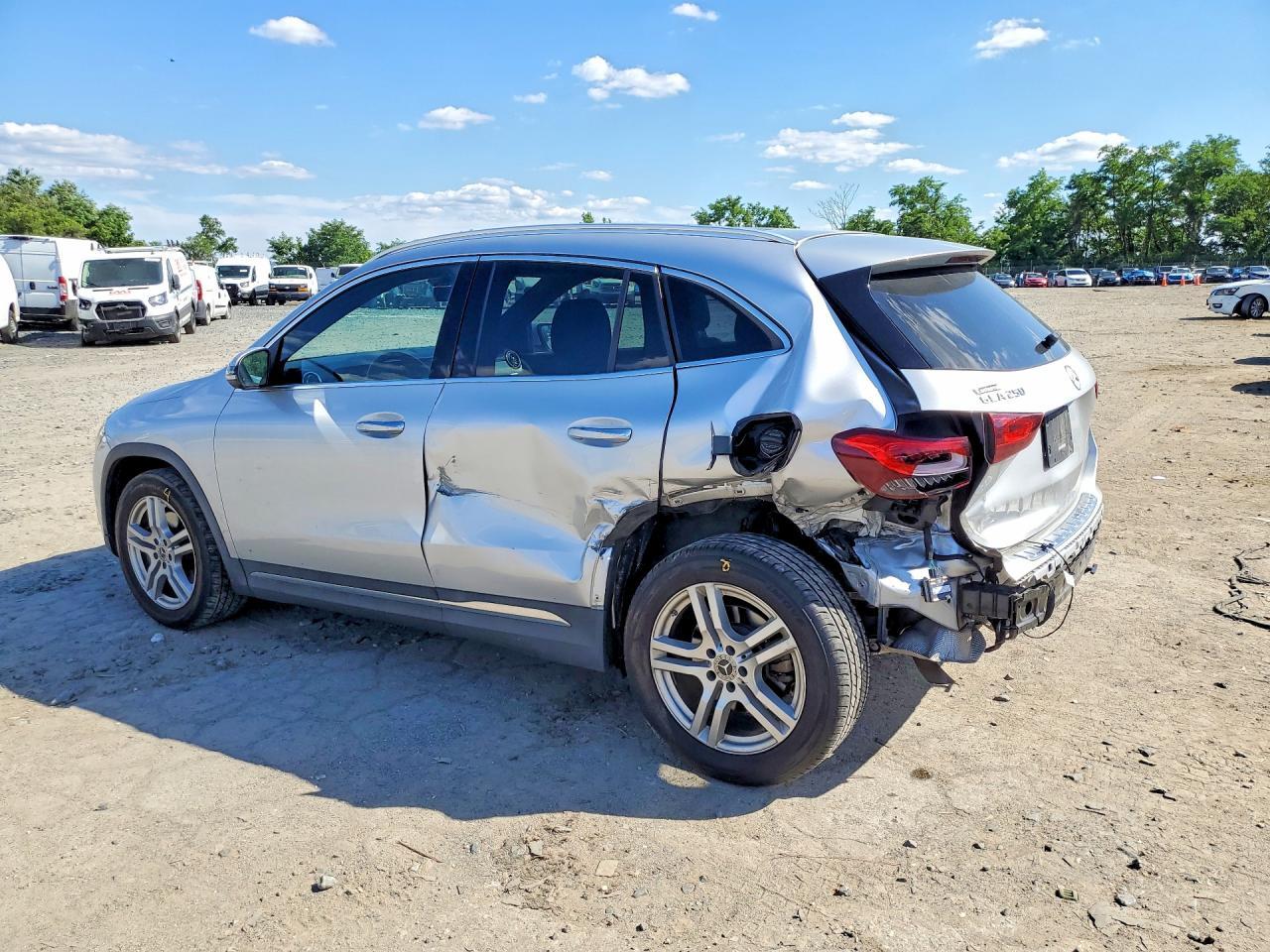 2021 Mercedes-Benz Gla 250 4Matic - Фото 2