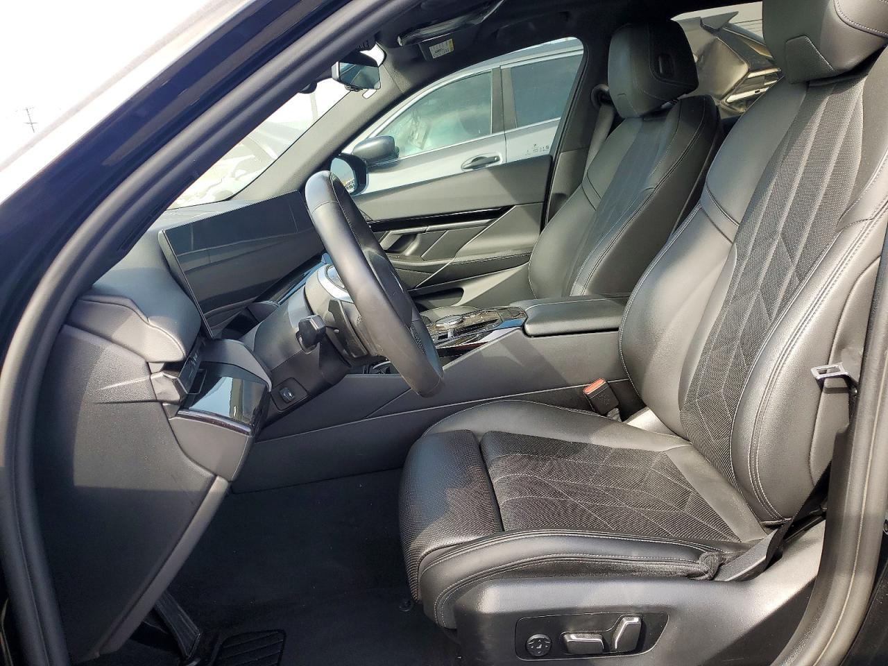 2024 BMW 530 I - Image 7