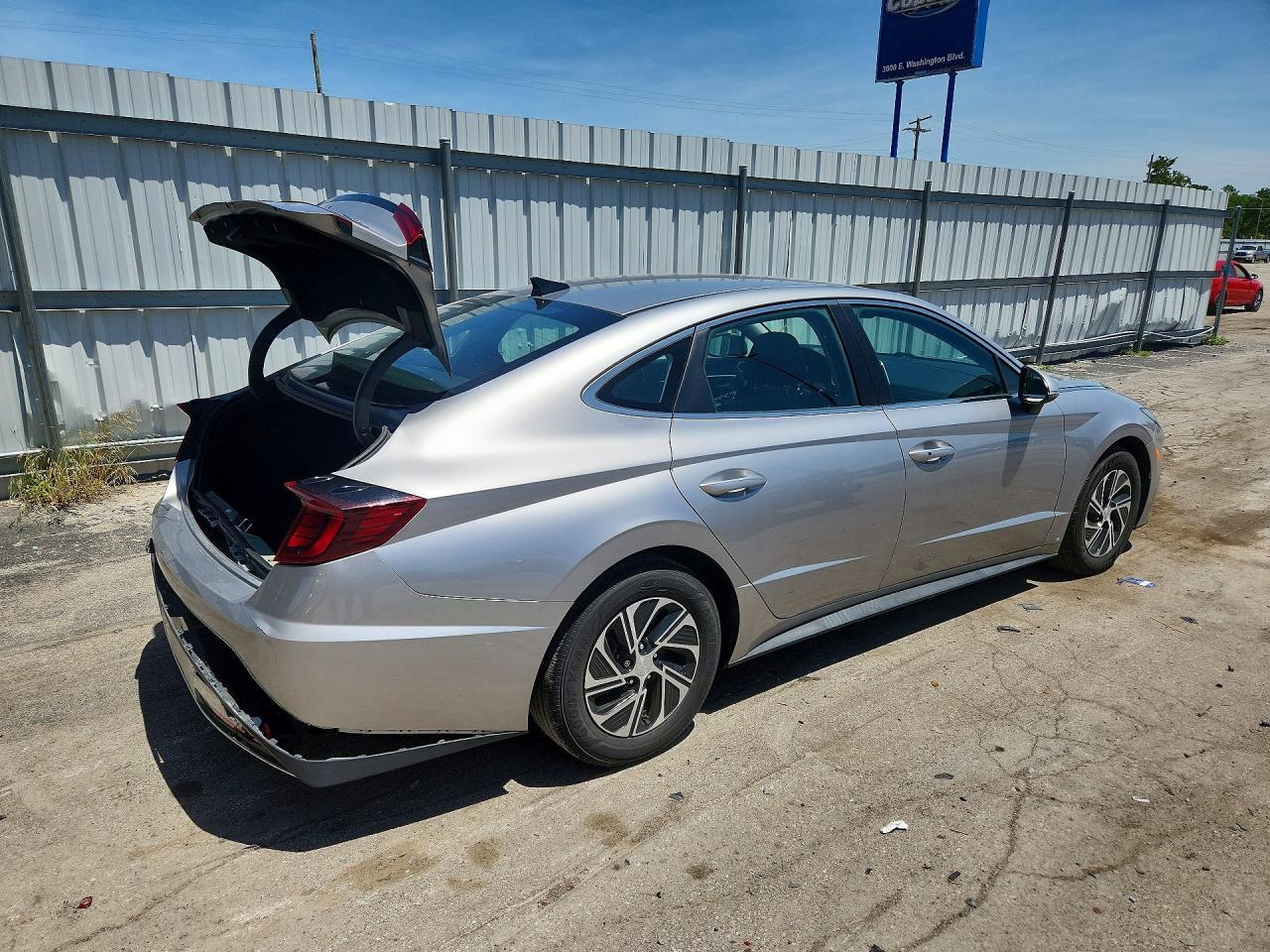 2021 Hyundai Sonata Hybrid Blue - Image 3
