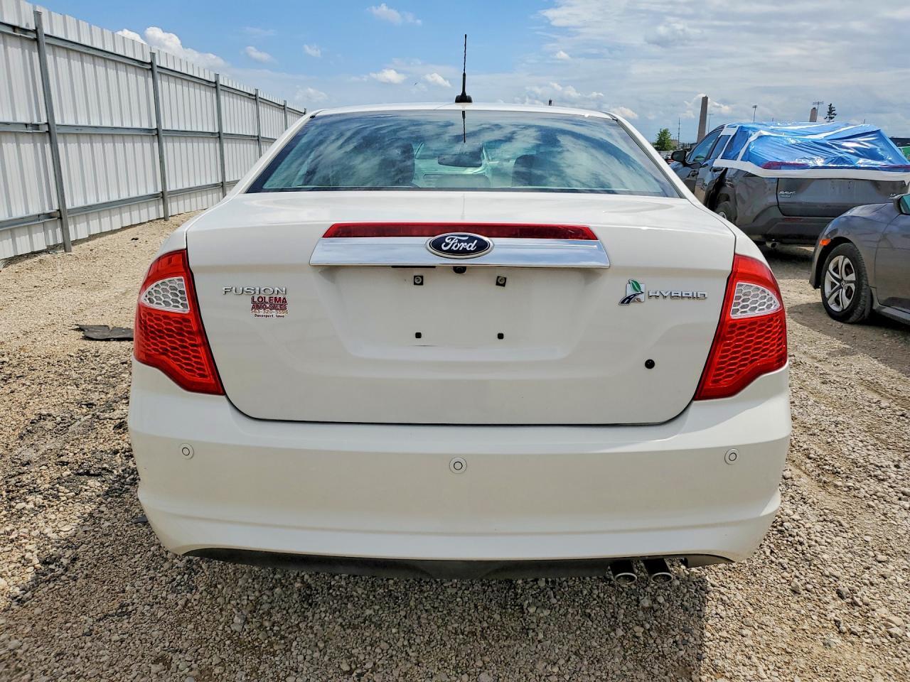 2012 Ford Fusion Hybrid - Image 6