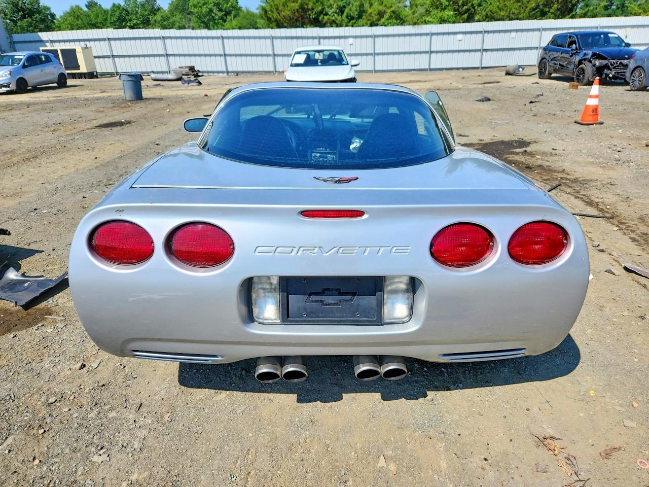 1999 Chevrolet Corvette - Фото 6