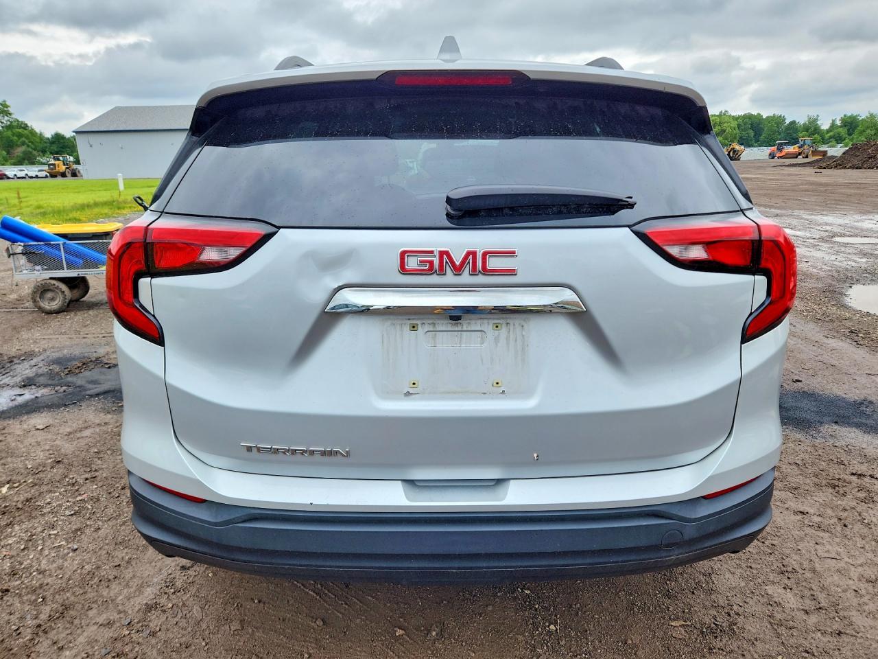 2020 GMC Terrain Sle - Image 6