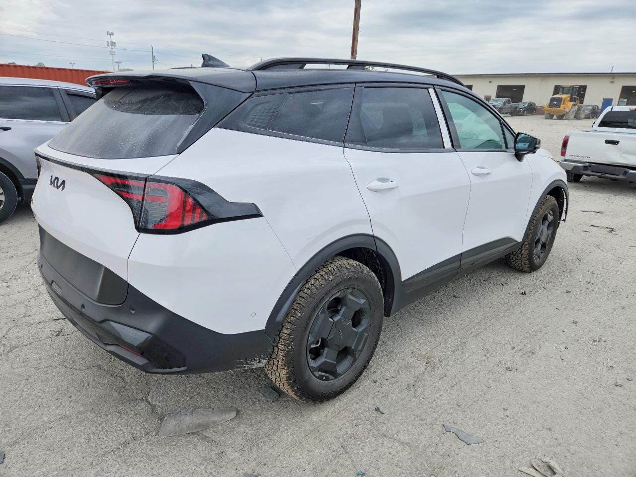 2026 Kia Sportage X-Pro Prestige - Image 3