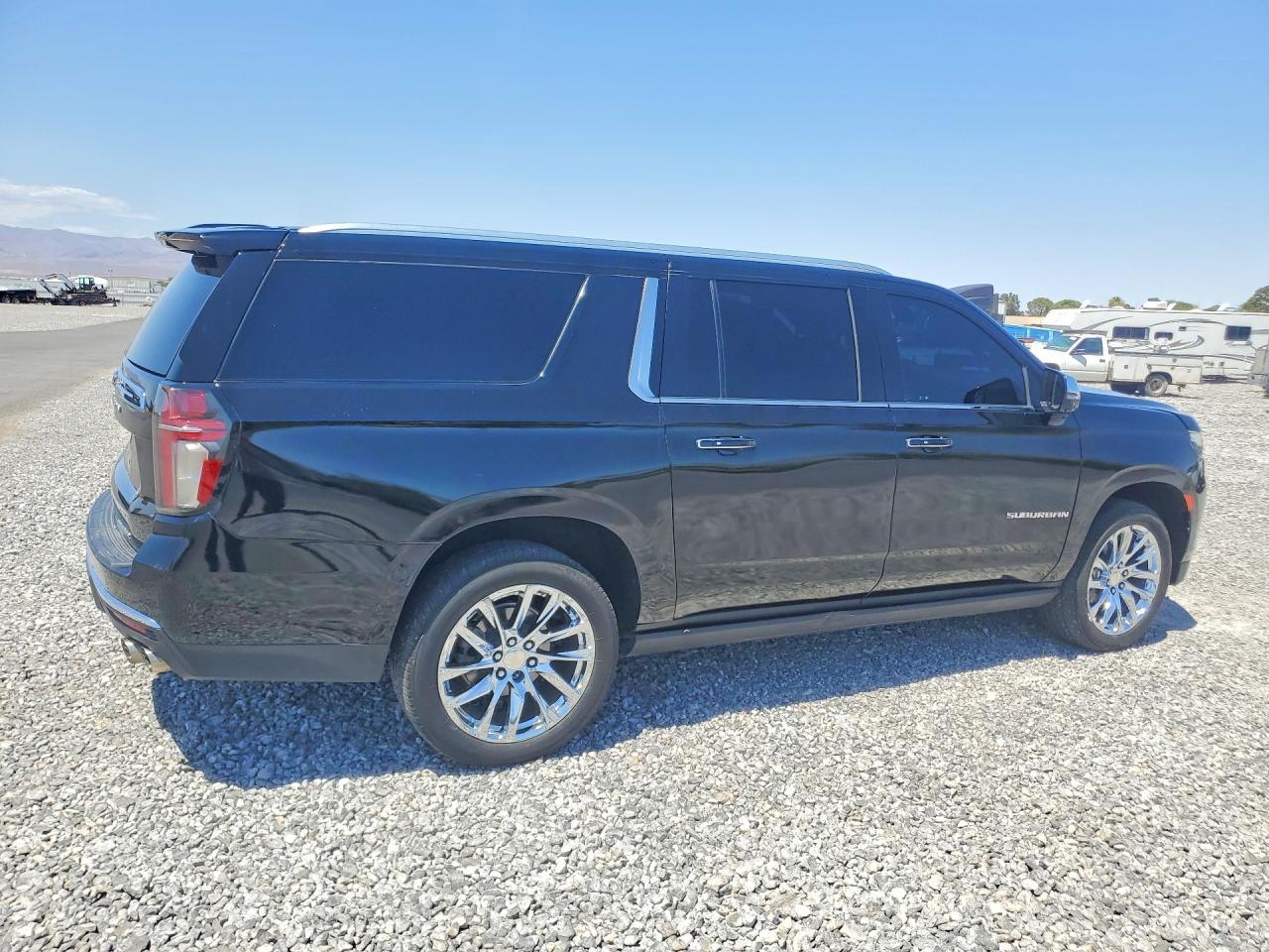 2021 Chevrolet Suburban K1500 Premier - Фото 3