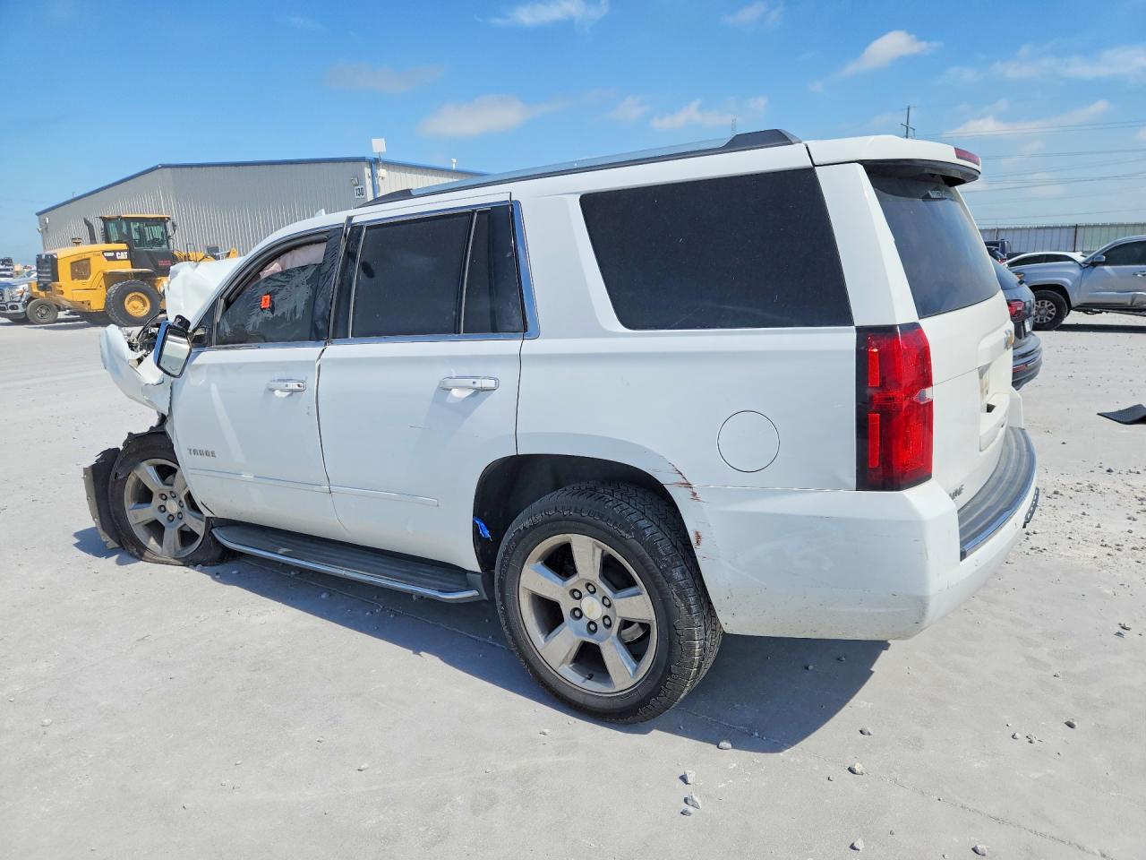 2018 Chevrolet Tahoe C1500 Premier - Image 2