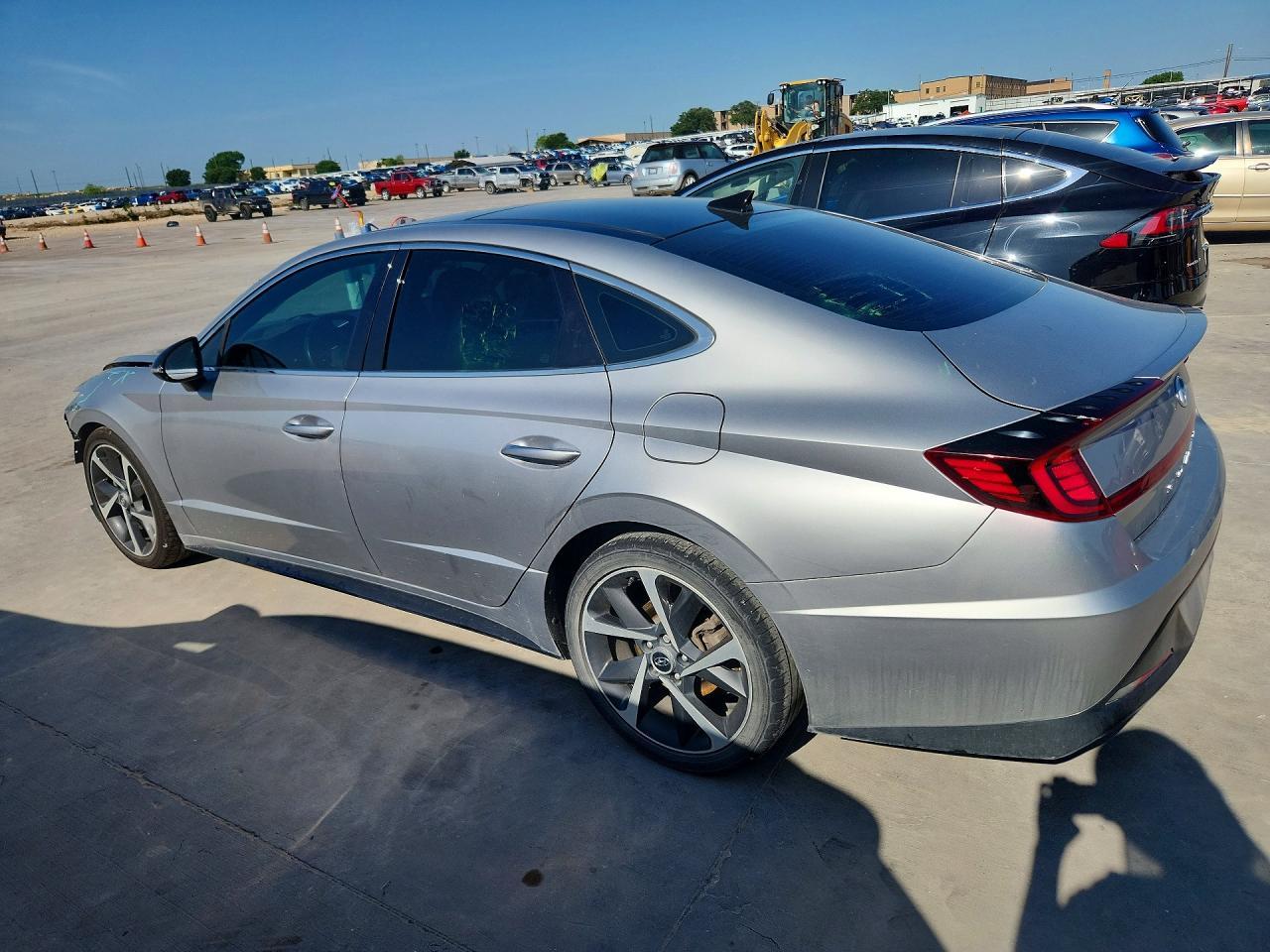 2021 Hyundai Sonata - Image 2