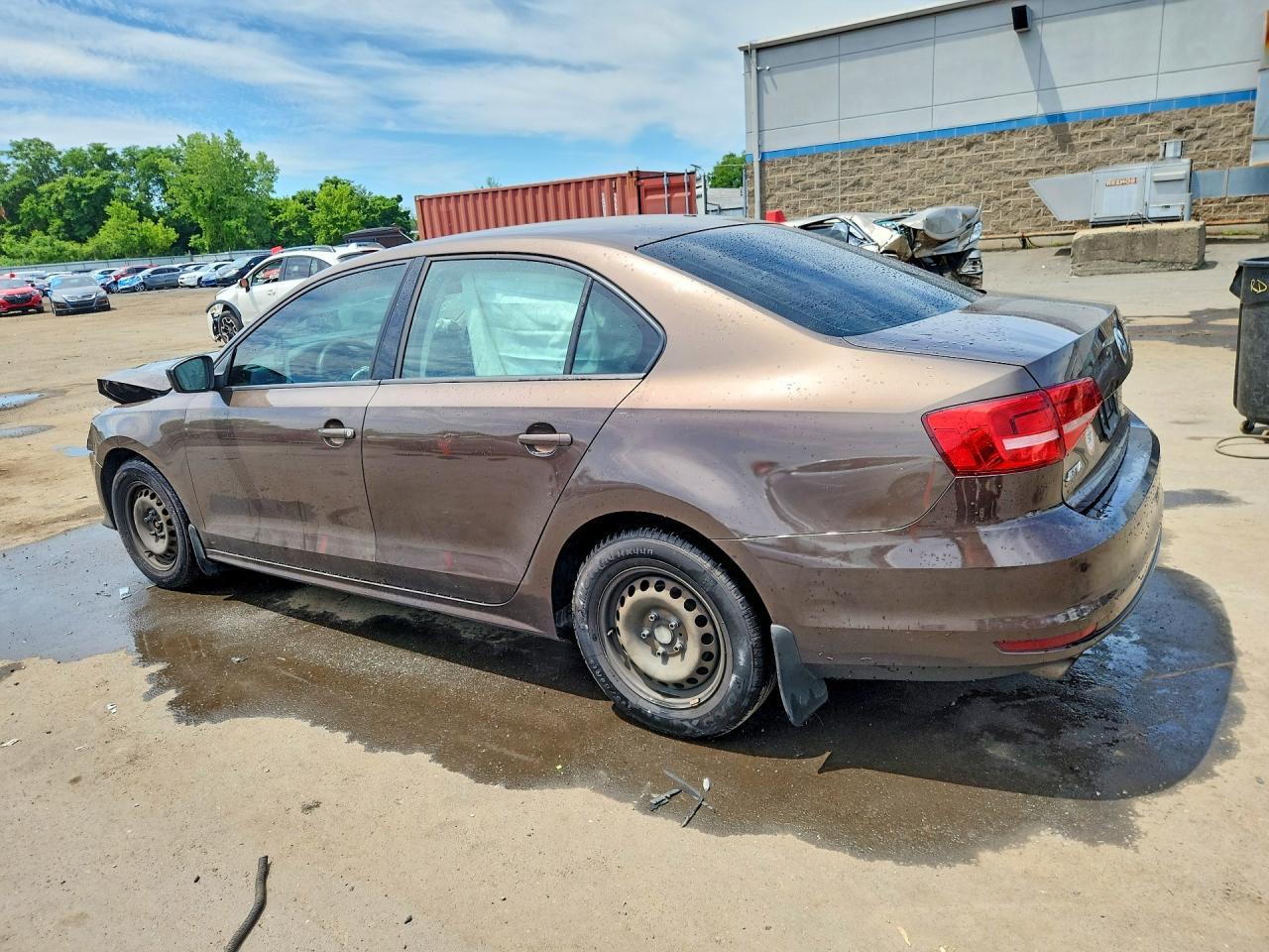 2015 Volkswagen Jetta Base - Image 2