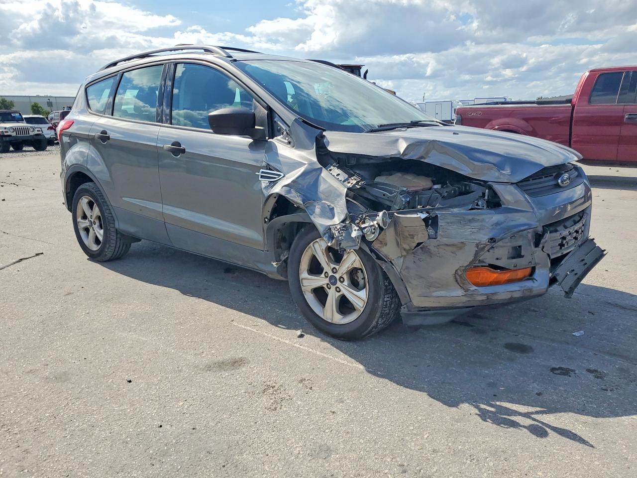 2014 Ford Escape S - Фото 4