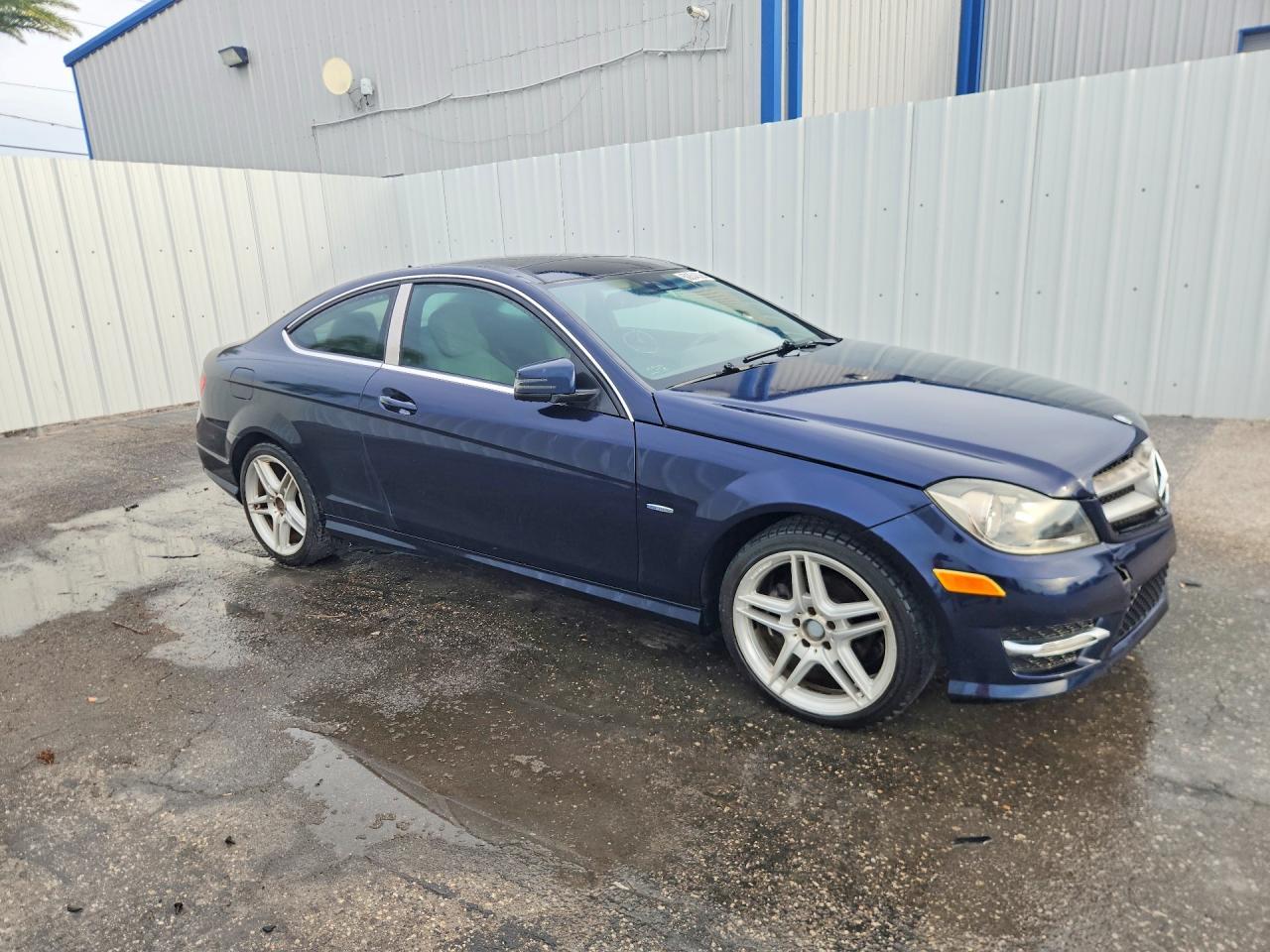 2012 Mercedes-Benz C 250 - Фото 4