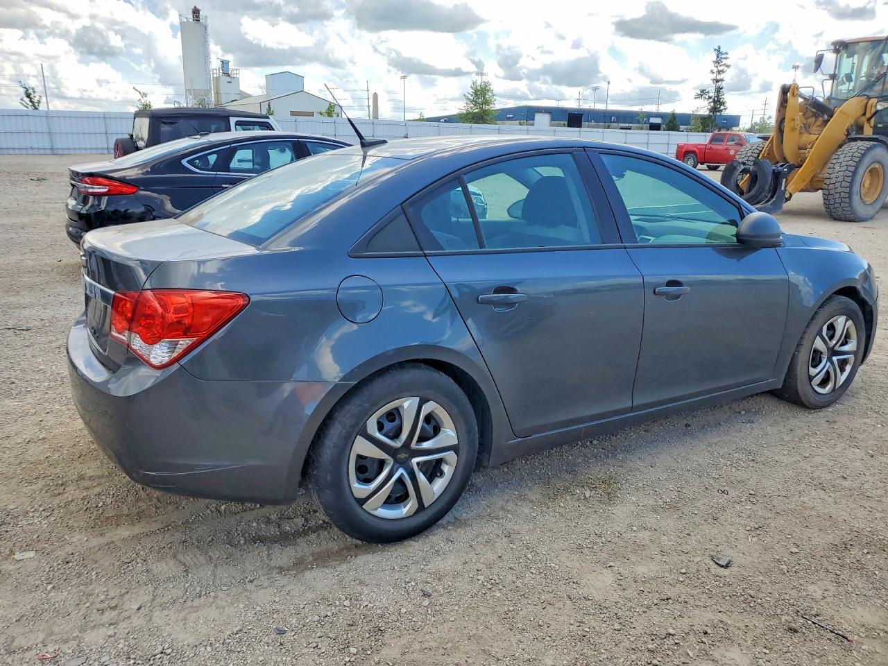 2013 Chevrolet Cruze - Фото 3