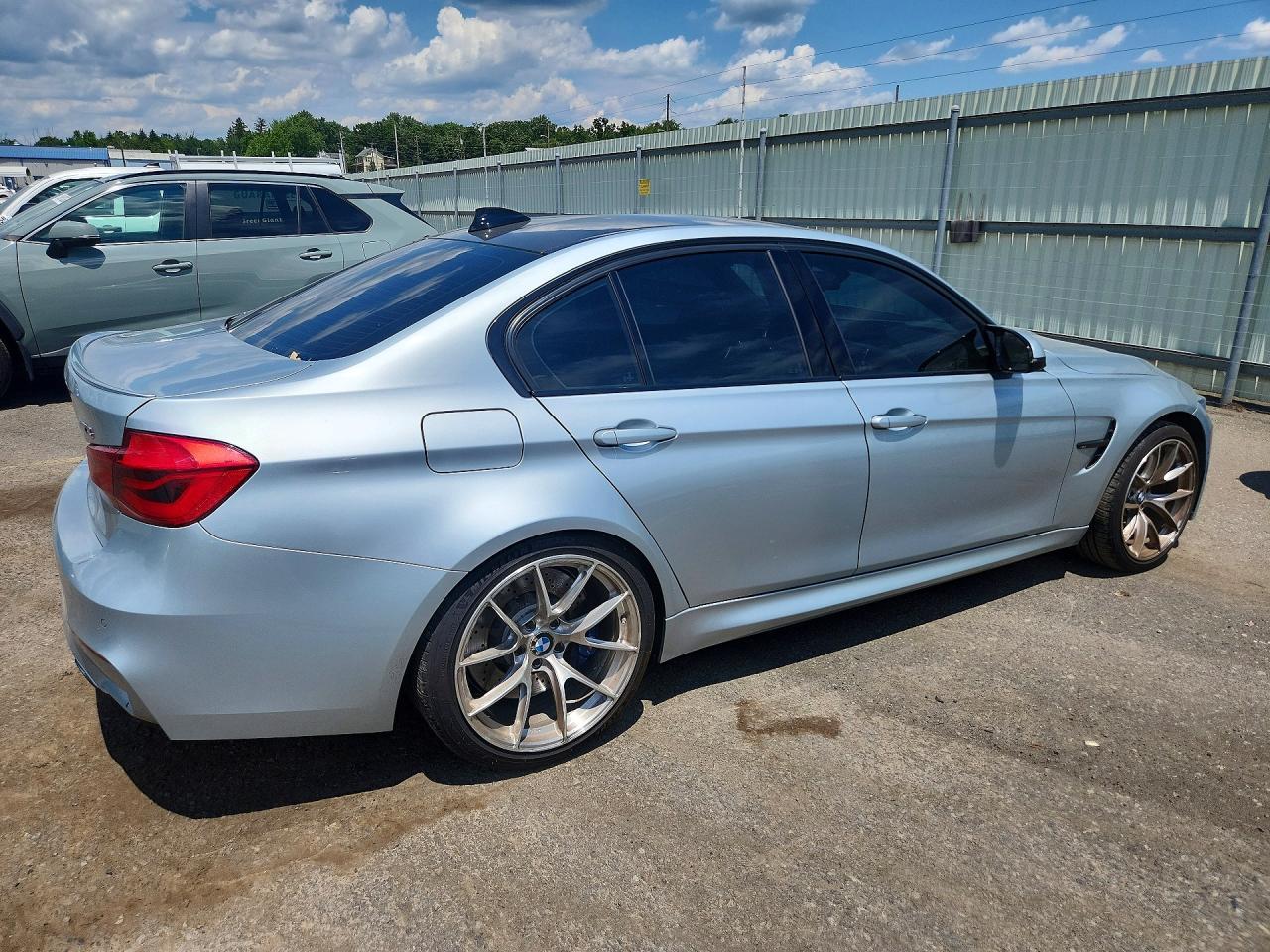 2017 BMW M3 - Фото 3