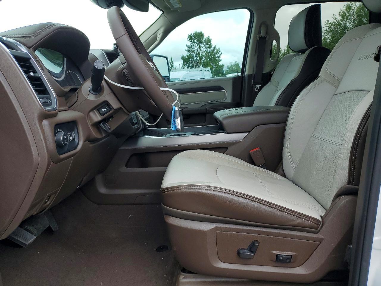 2025 Ram 2500 Laramie - Image 7