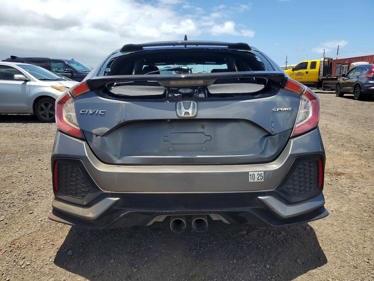 2017 Honda Civic Sport - Image 6