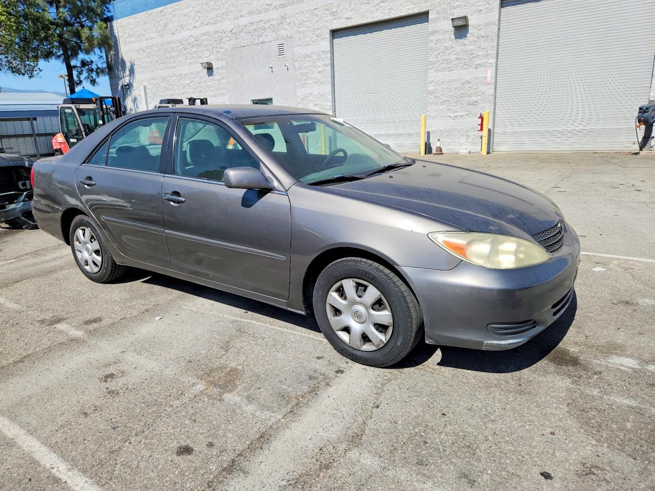 2004 Toyota Camry Le - Фото 4