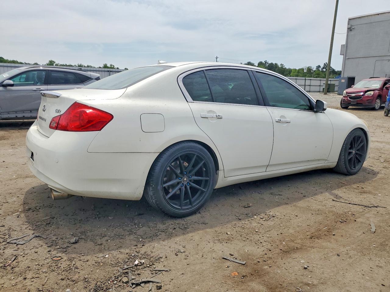 2010 Infiniti G37 Sedan X - Image 3