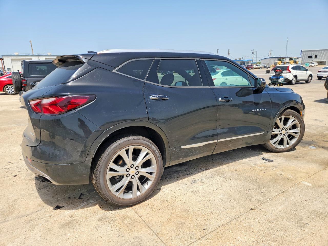 2019 Chevrolet Blazer Premier - Image 3