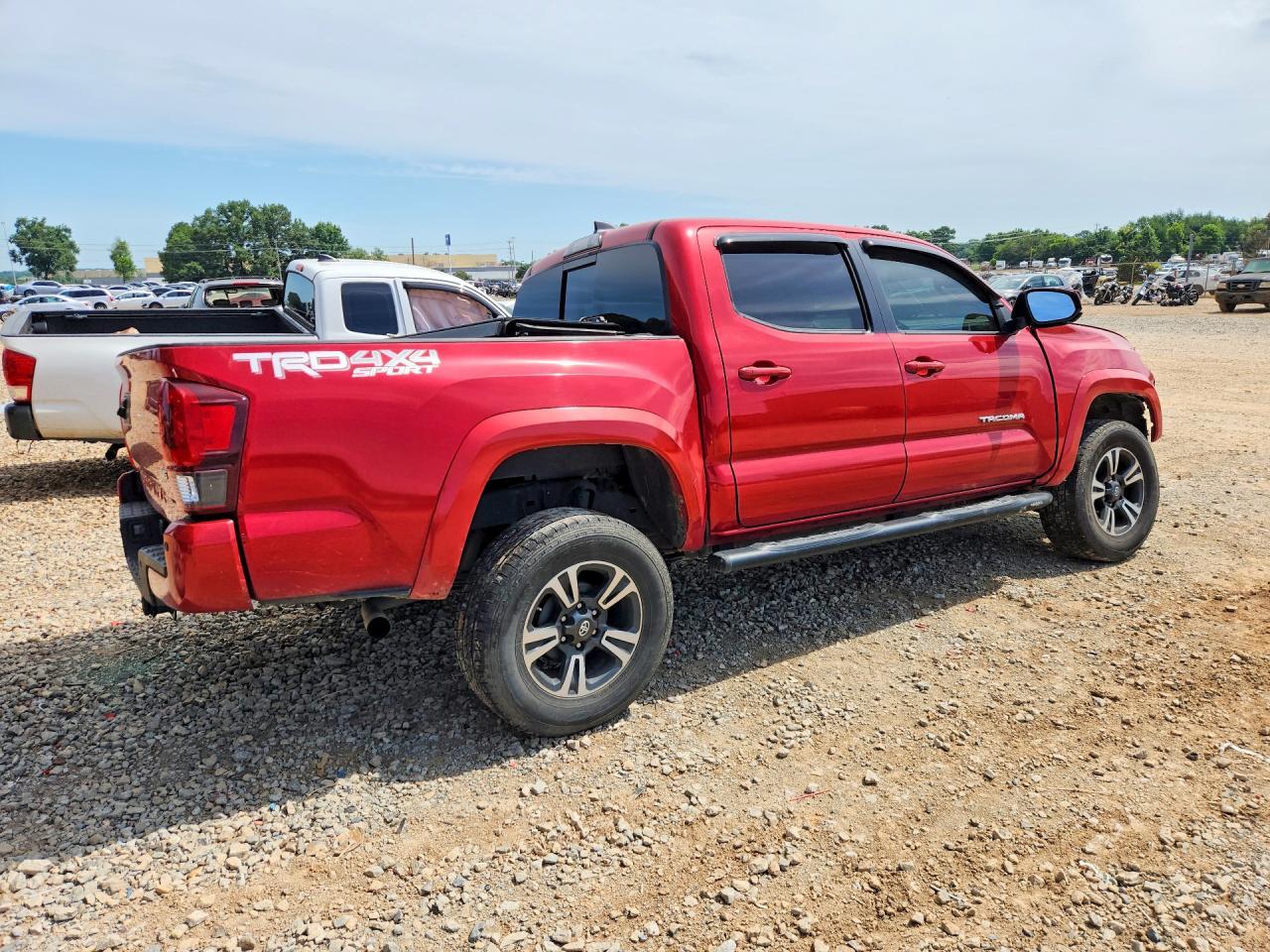 2019 Toyota Tacoma Trd Sport - Image 3