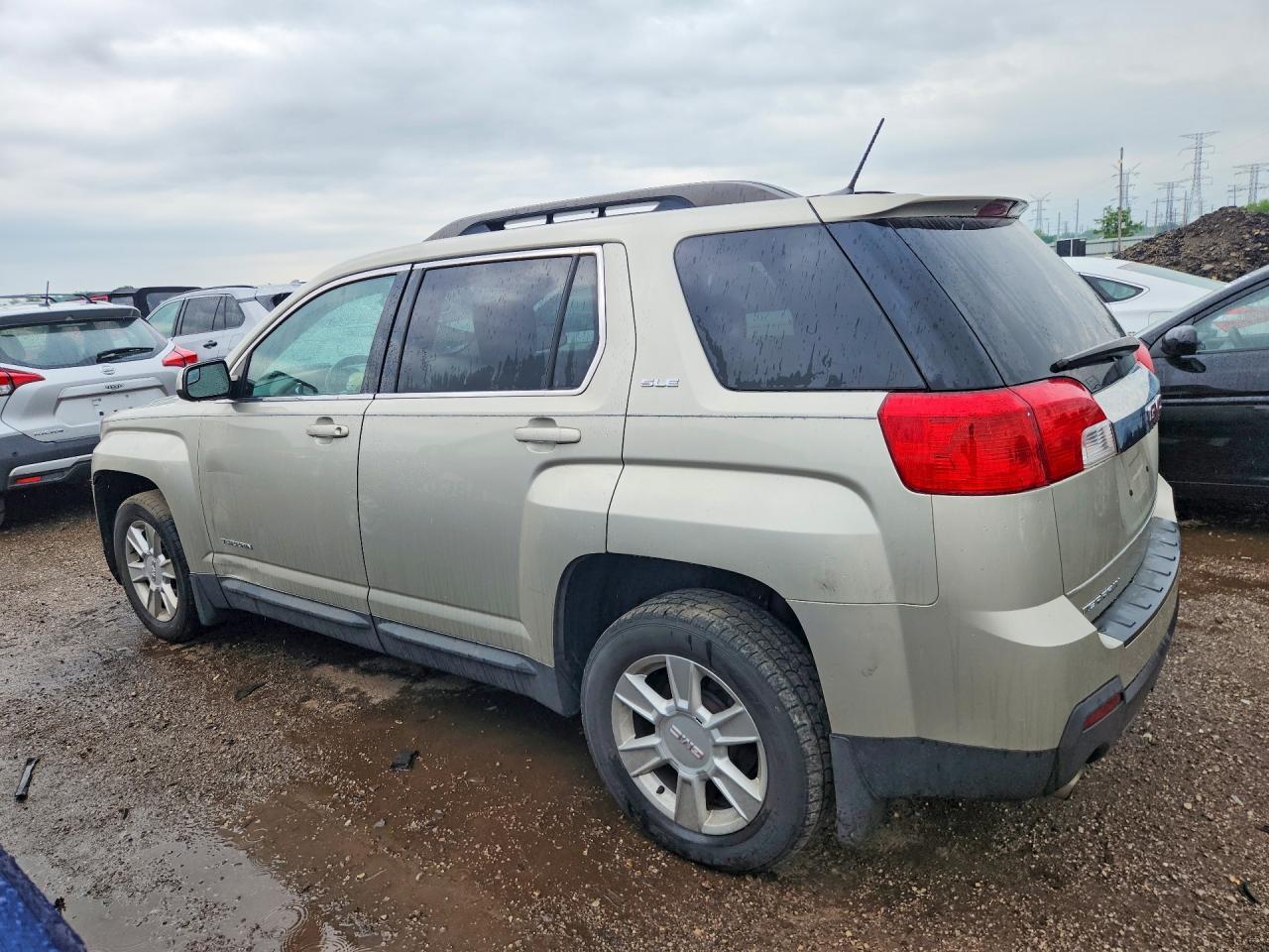 2013 GMC Terrain Sle - Фото 2
